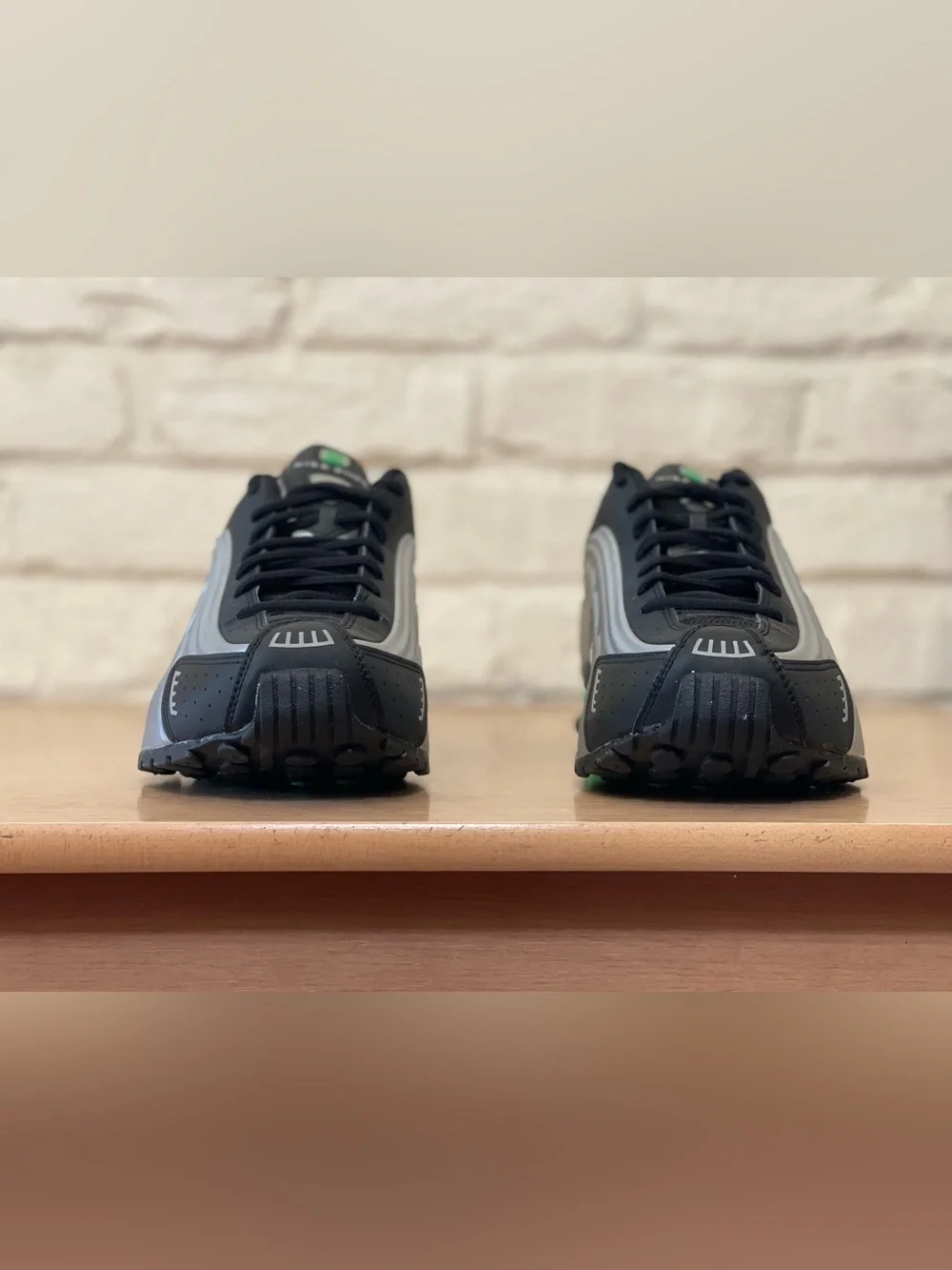 Nike shox r4